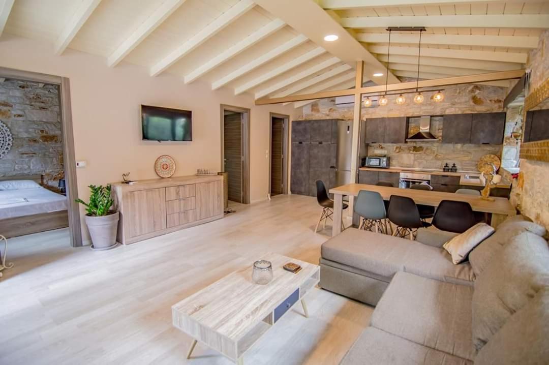 斯卡拉伯塔麦斯Kastro Stone House别墅 外观 照片
